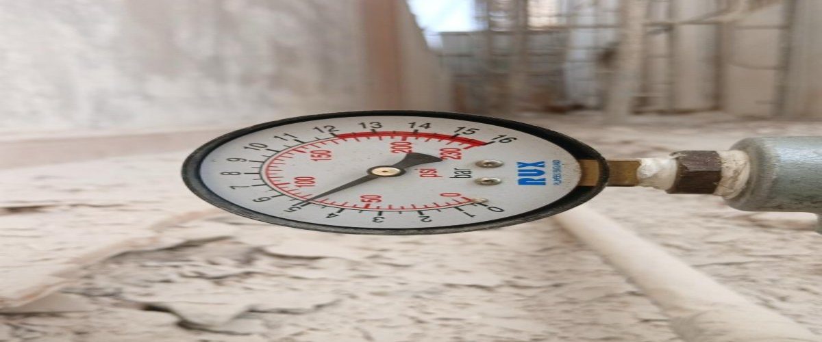 ساعة قياس ضغط الغاز المركبة على شبكة الغاز المركزي